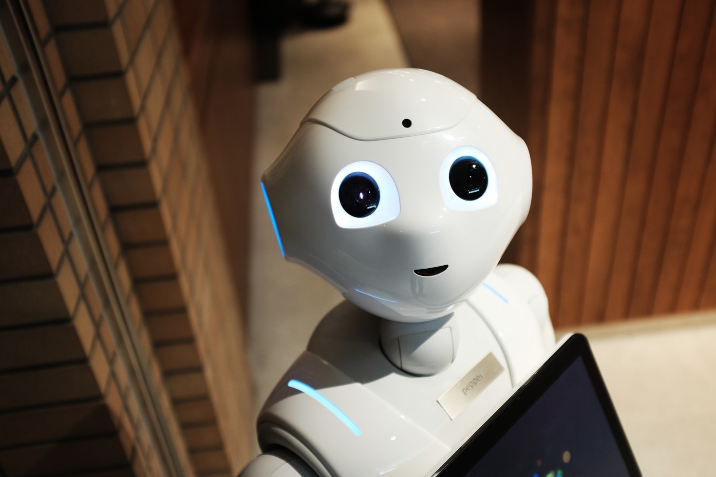 5 Ways AI is Revolutionizing Document Management